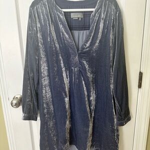Anthropologie Velvet Tunic style dress in Gray/silver